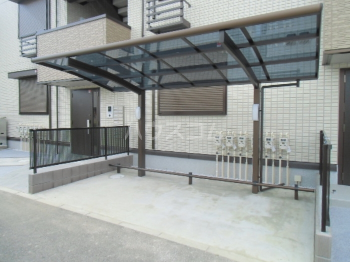 17/25 駐車場