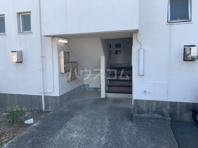 3/8 エントランス