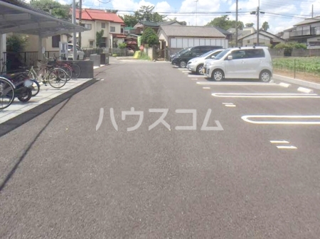 18/19 駐車場