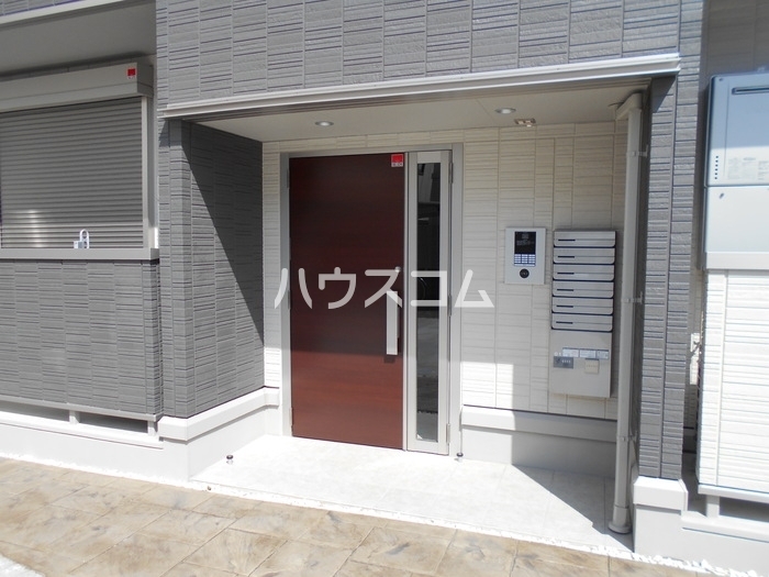 14/22 エントランス