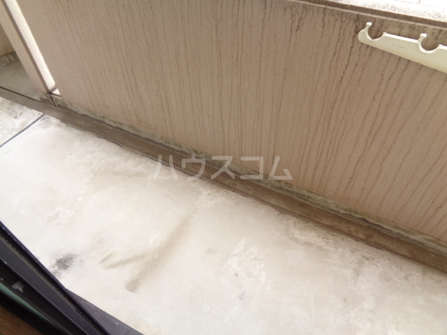 13/22 バルコニー