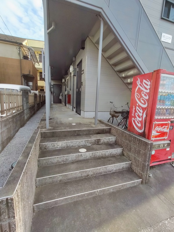 20/25 エントランス