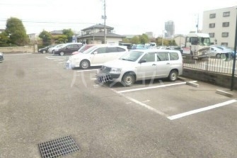 2/8 駐車場