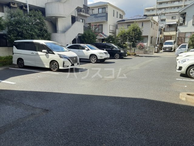 29/30 駐車場