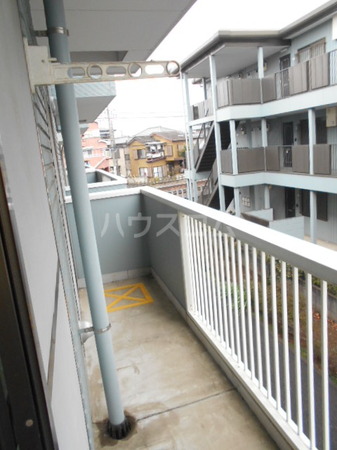 19/27 バルコニー