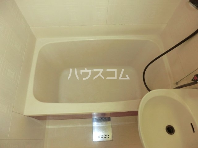 14/27 浴室