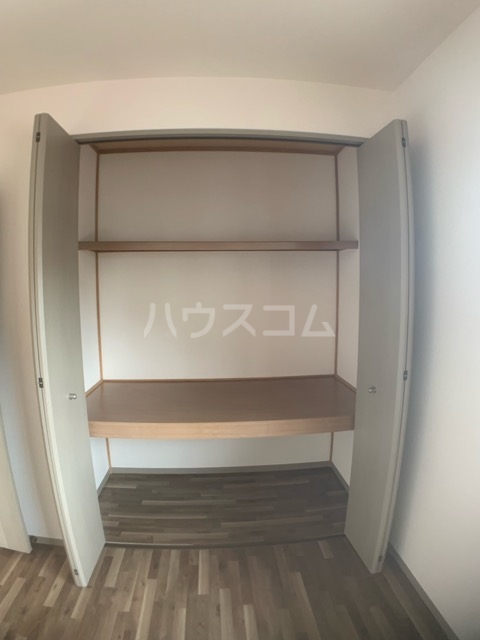 13/30 収納