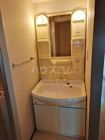 14/28 洗面