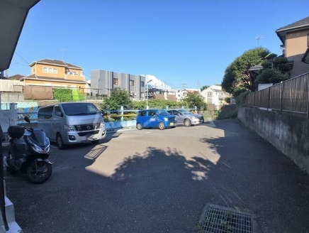 13/24 駐車場