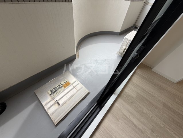 21/30 バルコニー