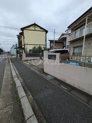 17/27 エントランス