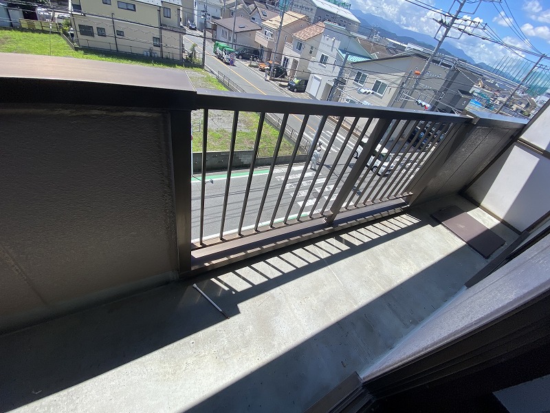 25/30 バルコニー