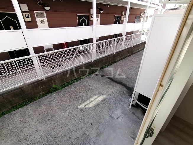 21/30 バルコニー