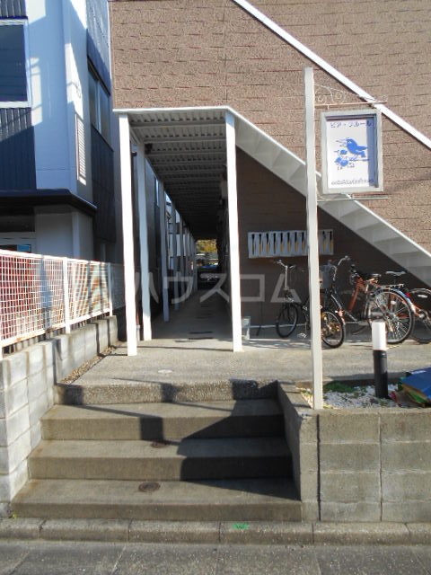 29/30 エントランス