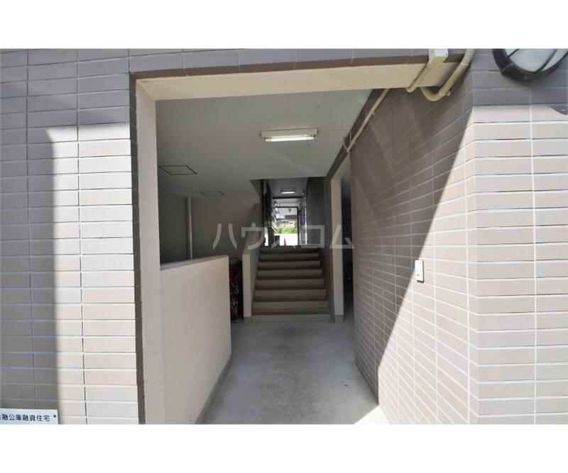 15/25 エントランス