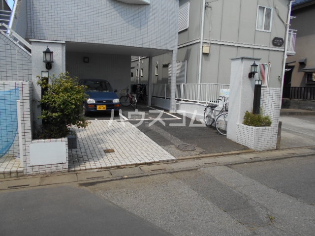 21/30 駐車場