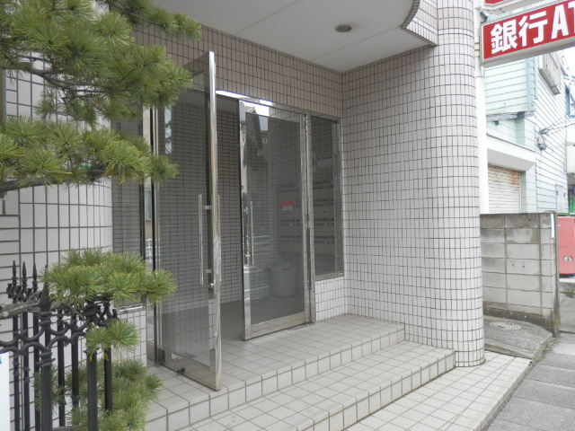 15/20 エントランス