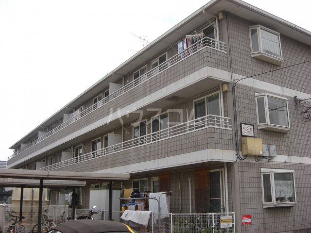 25/30 エントランス