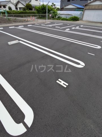 19/19 駐車場