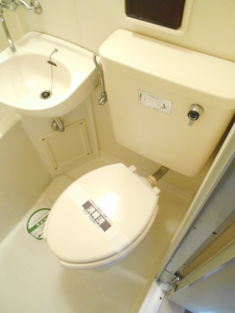 13/30 トイレ