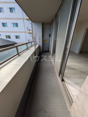 25/30 バルコニー