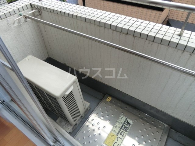 13/22 バルコニー