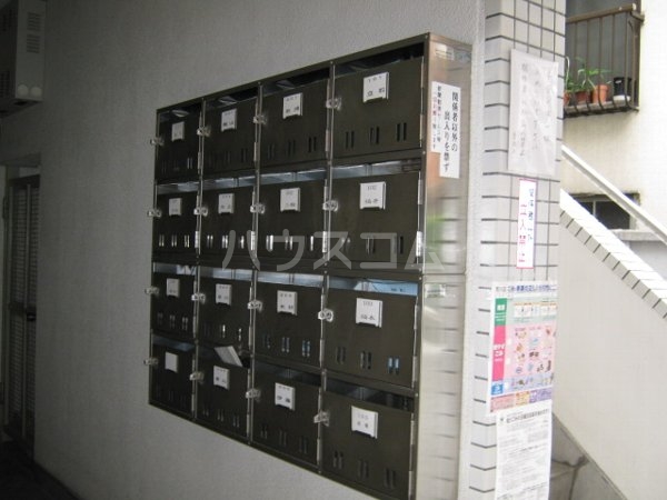 19/22 エントランス