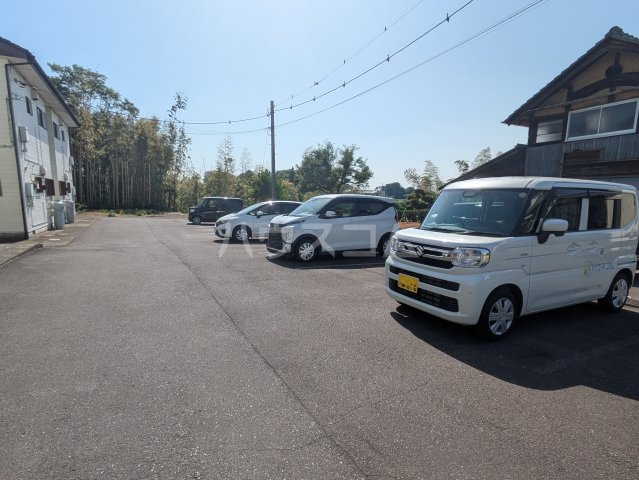 2/2 駐車場