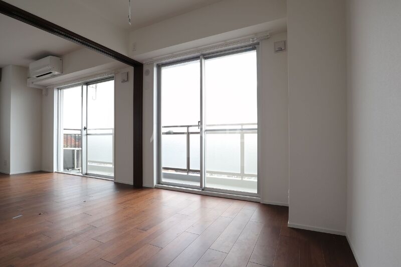 20/28 バルコニー