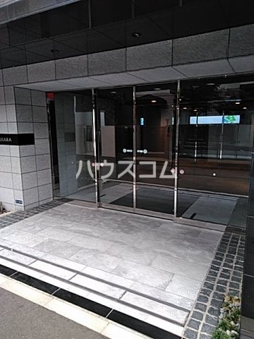 15/18 エントランス