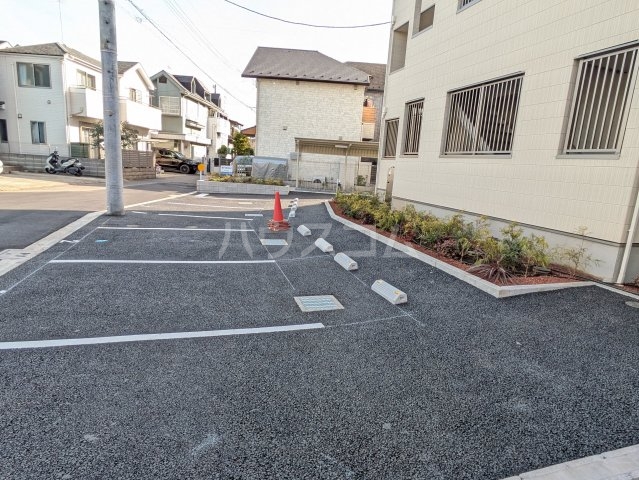 3/4 駐車場