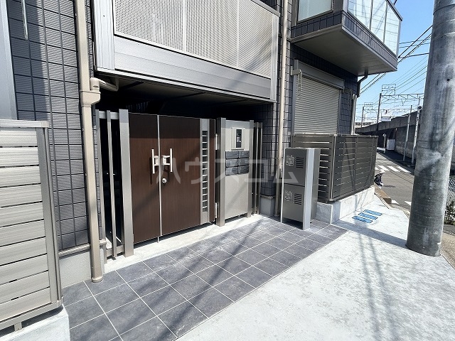 3/5 エントランス