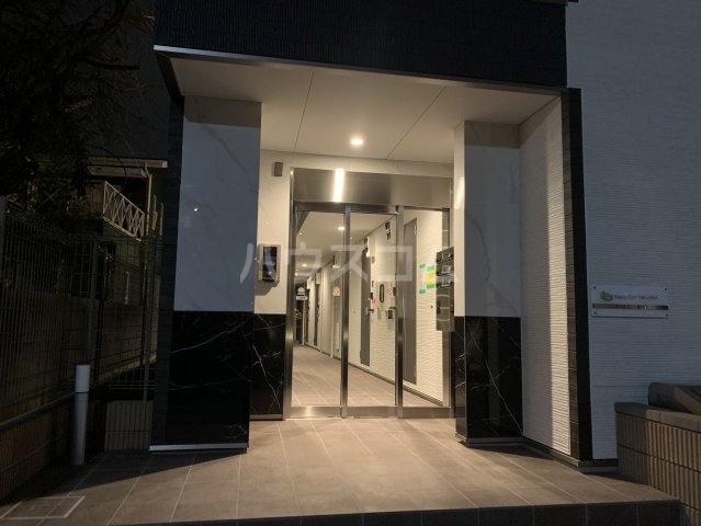 29/30 エントランス