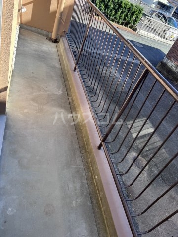 16/27 バルコニー