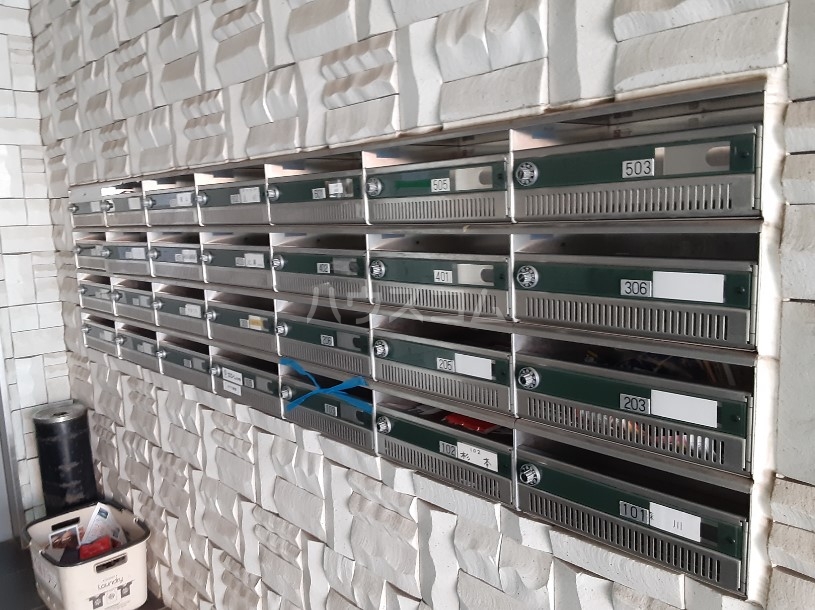 24/26 エントランス