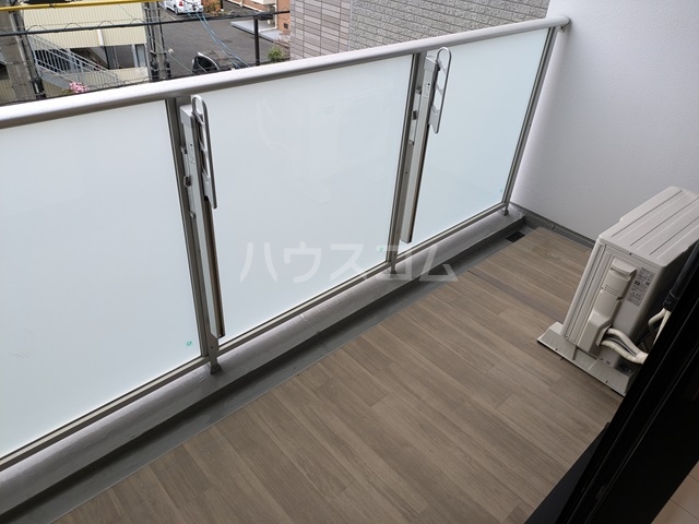 20/30 バルコニー