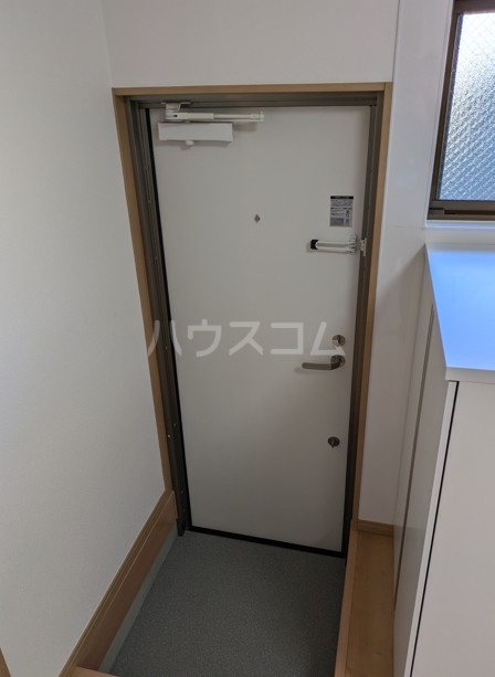 13/30 玄関