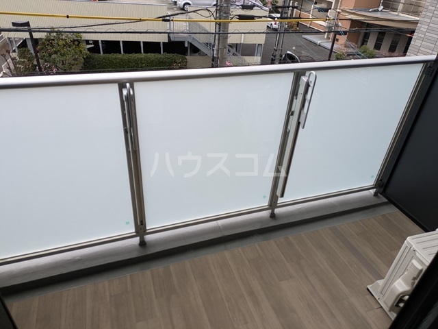16/27 バルコニー