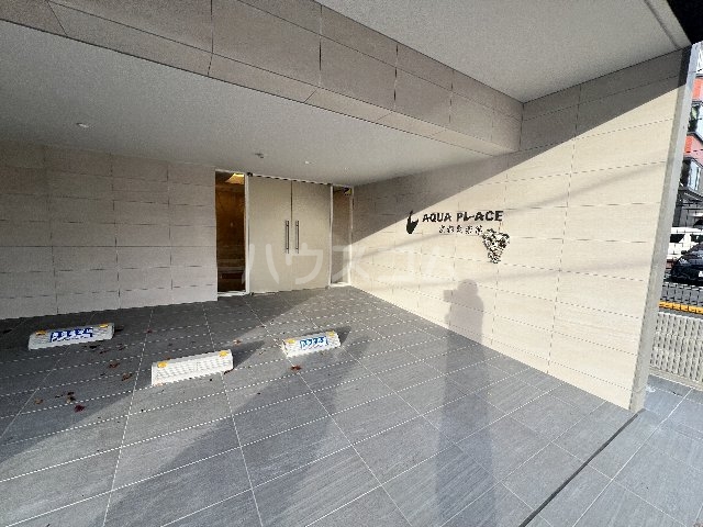 29/30 エントランス