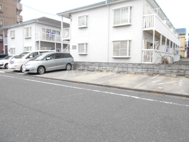 22/29 駐車場