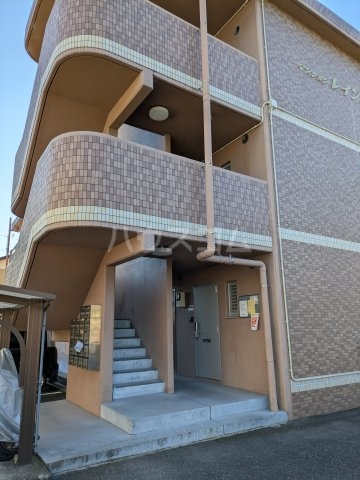 4/10 エントランス