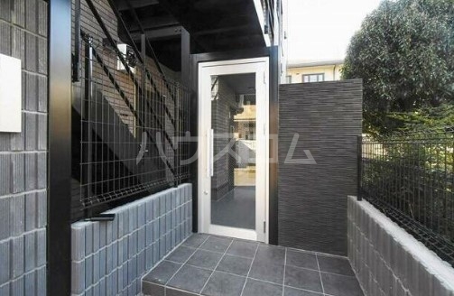 14/19 エントランス