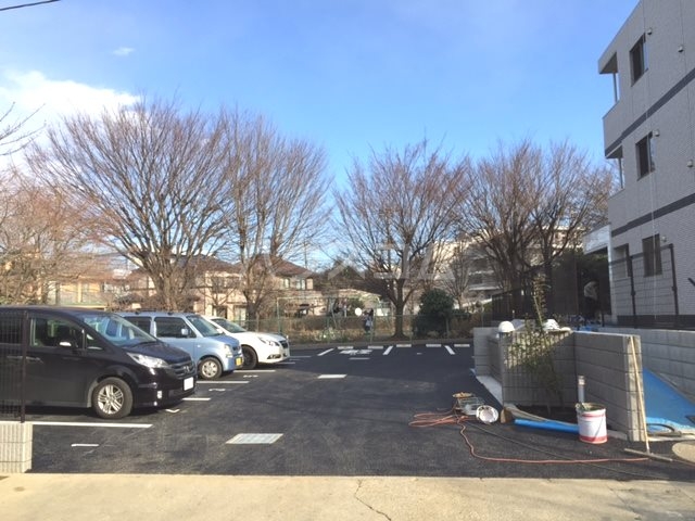 17/27 駐車場