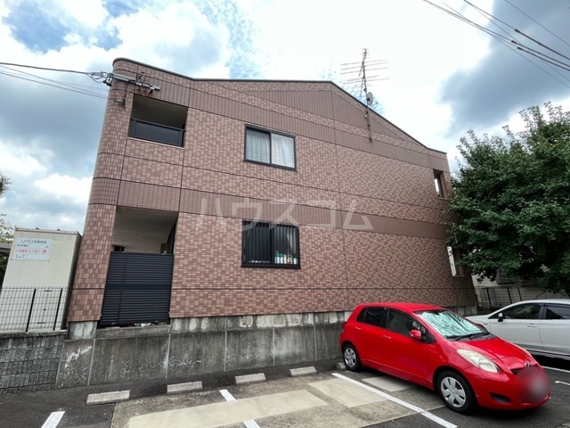 24/30 エントランス