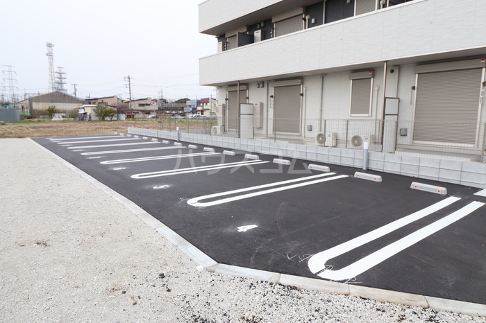 25/29 駐車場
