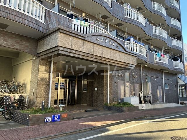 16/26 エントランス