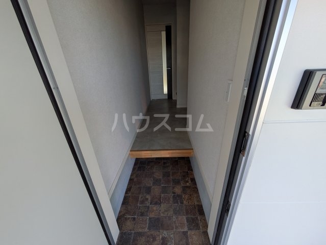 13/30 玄関