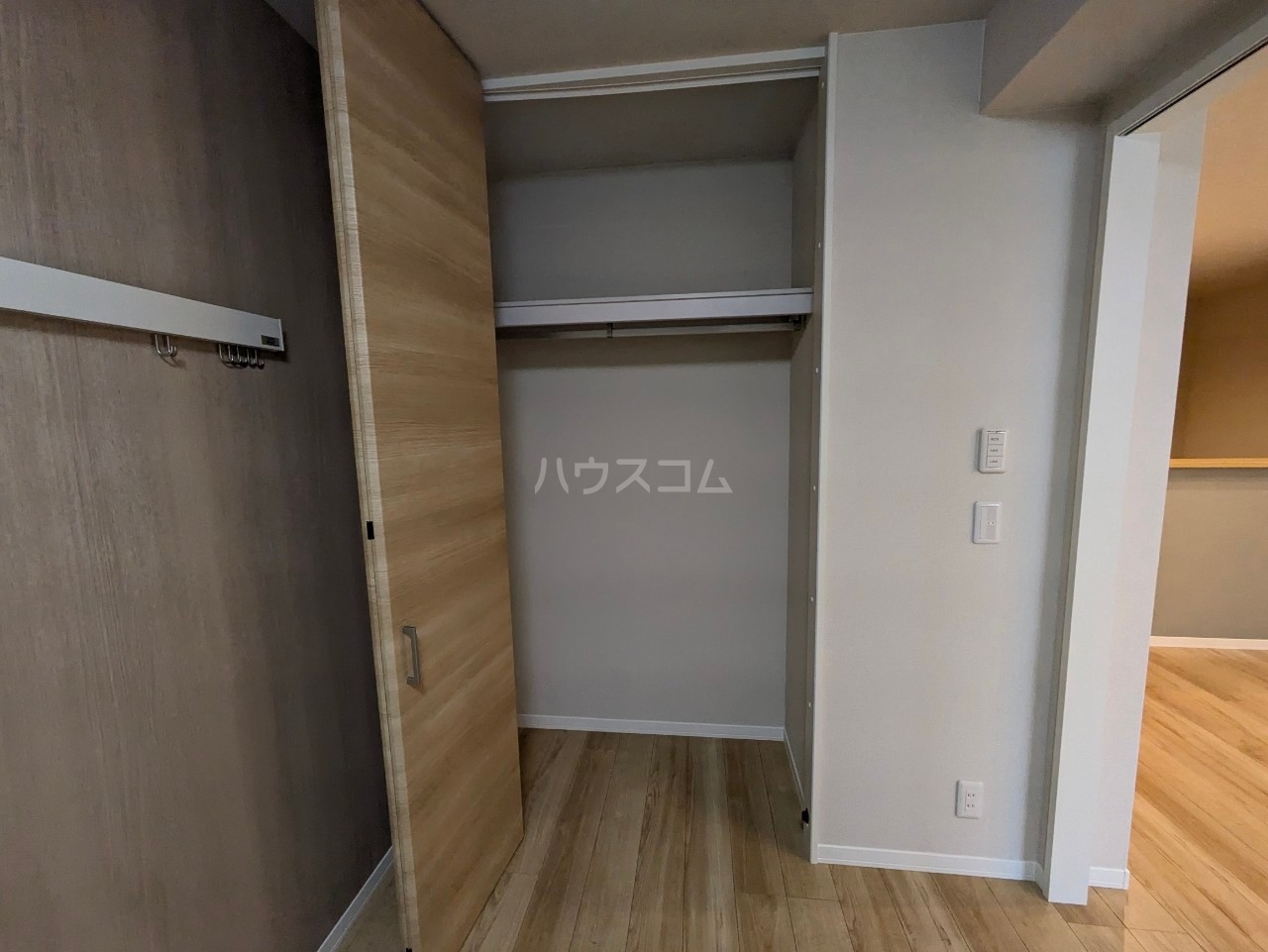 13/30 収納