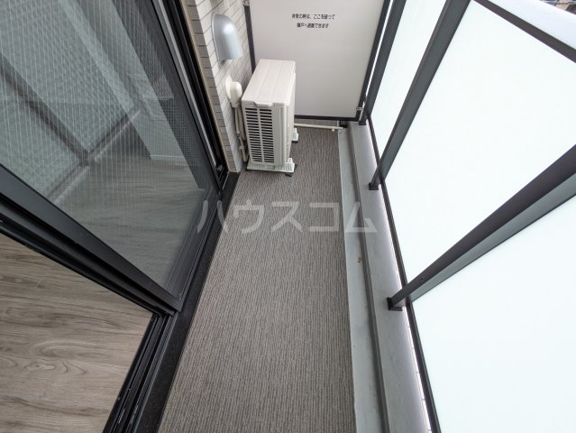 21/30 バルコニー