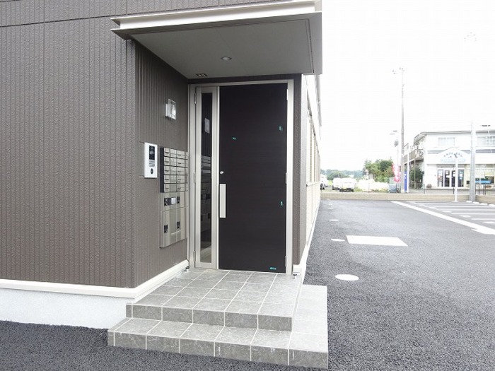 2/13 エントランス